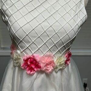 Girl dress size 16
